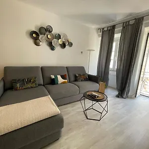  Apartment Paz