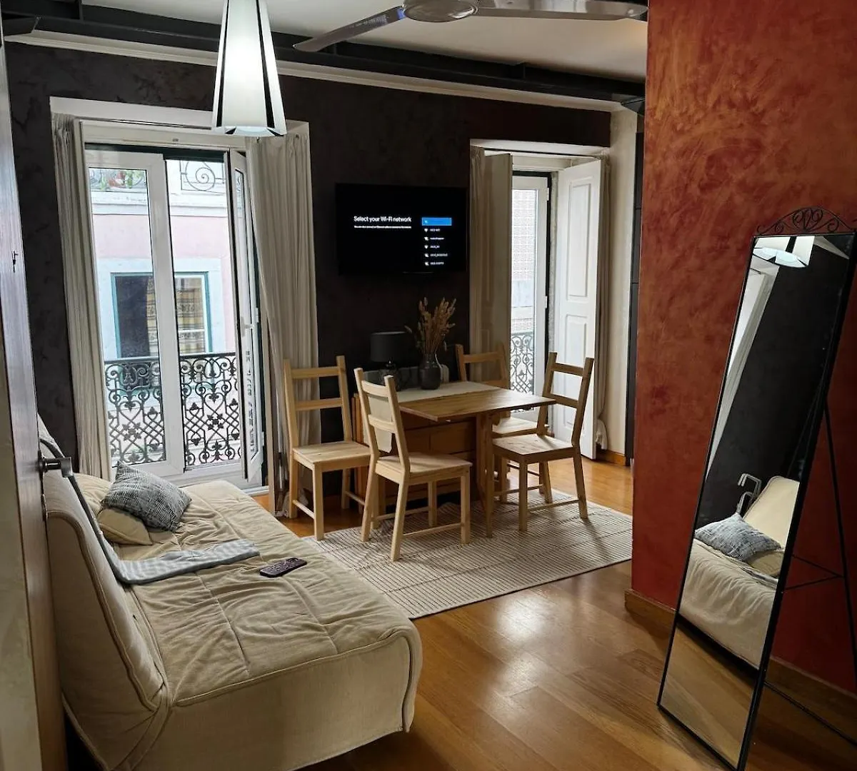 Cozy Apartment In The Center Lisbon
